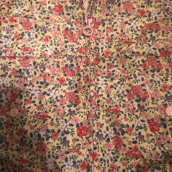 Lil girl 18/24 months light spring jacket - Picture 4 of 7